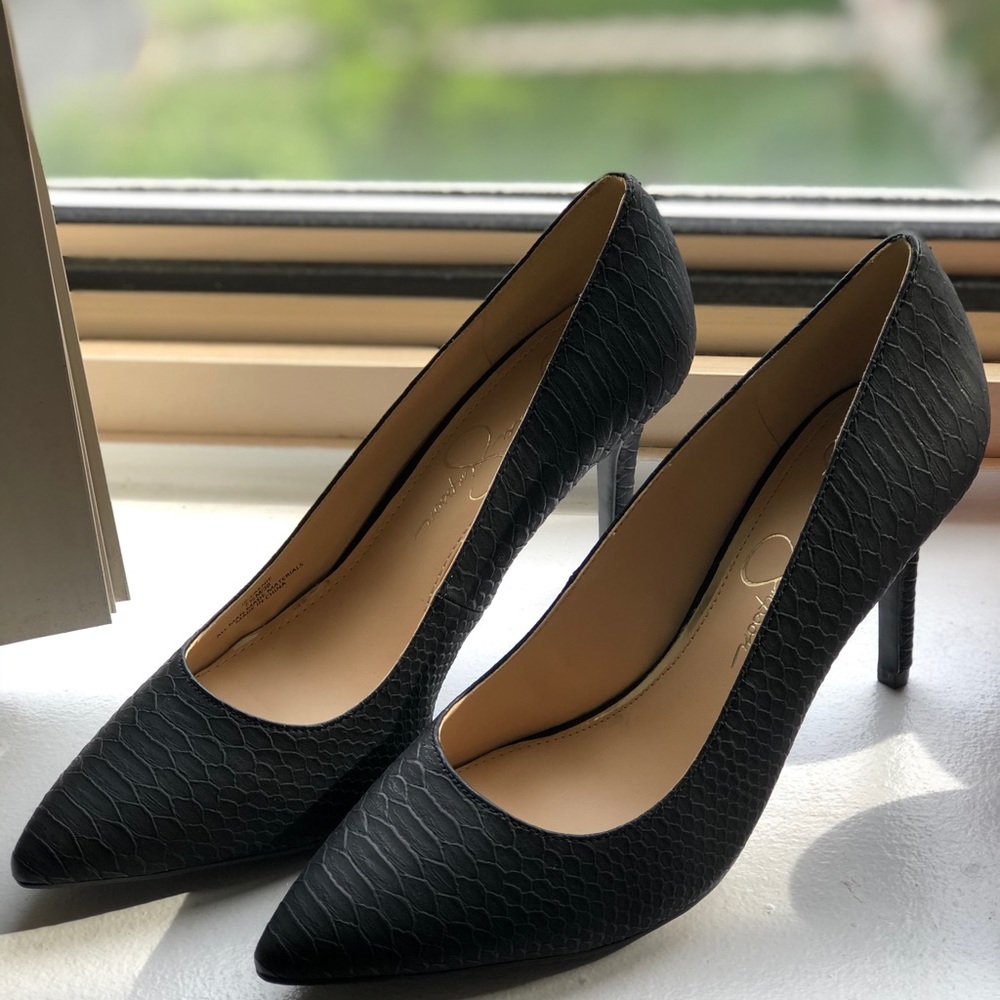 Jessica Simpson black textured heels. Never worn - Picture 1 of 3